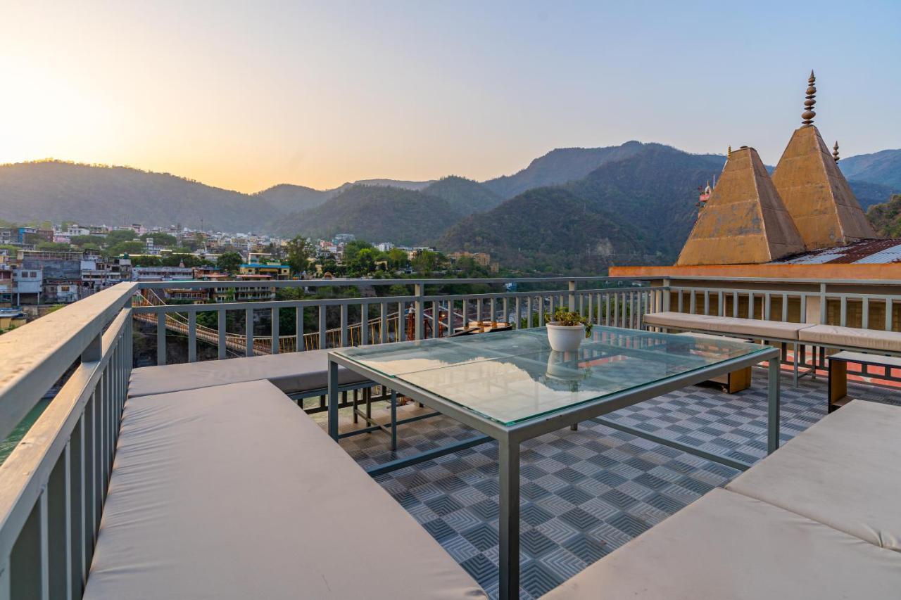Madpackers Rishikesh Laxman Jhula Hostel Exterior photo